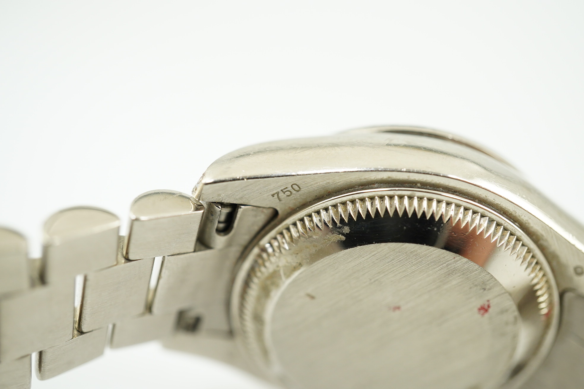 A lady's 2006 18ct white gold and diamond Rolex Oyster Perpetual Datejust wrist watch, on an 18ct white gold Rolex bracelet with deployment clasp